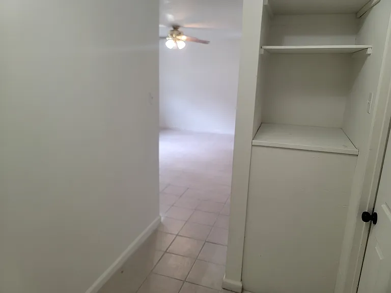 1413 Plaza Pl — Photo 17
