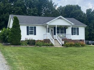 1513 Rapids Rd, Portland, TN 37148