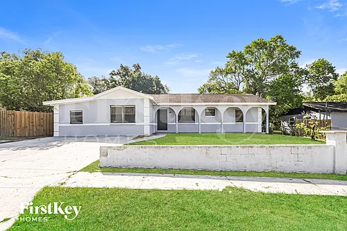 8313 Oleander Ln Photo 1