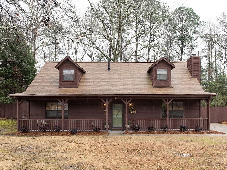 1st image of 824 E University Dr