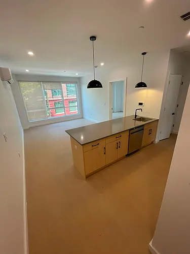 74 Webster St #2F Photo 1