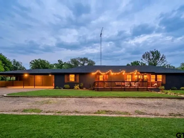 997 Vz County Road 4810, Ben Wheeler, TX 75754