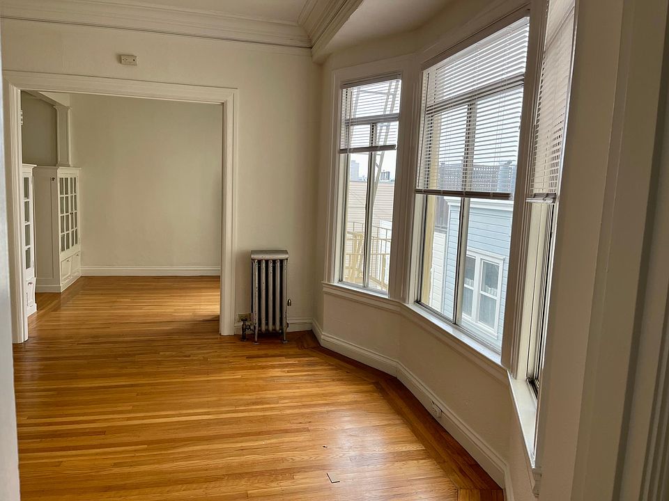 1st image of 2330 Larkin St #33
