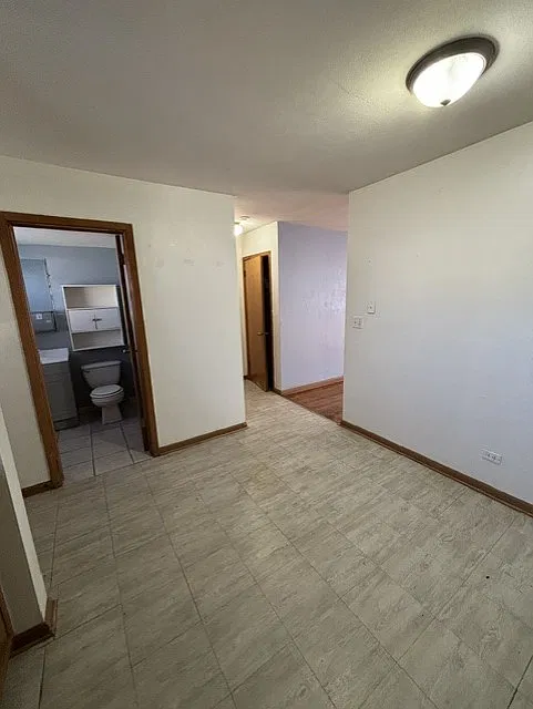 2 bed, 1.5 bath, 1200 sqft, $1,300 — Photo 2