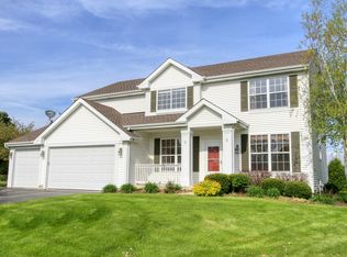 2012 Crooked Tree Ct, McHenry, IL 60050