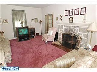 2nd image of 630 Ferne Blvd