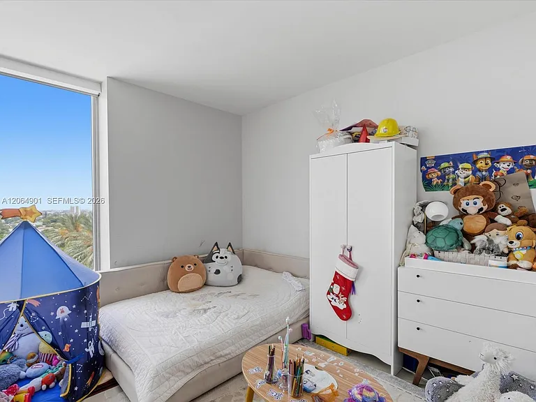 1010 SW 2nd Ave #1009 — Photo 10
