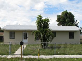 3781 NW 205th St, Miami Gardens, FL 33055