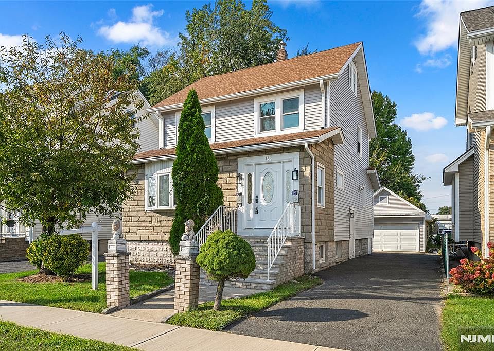 1st image of 46 Chamberlain Avenue