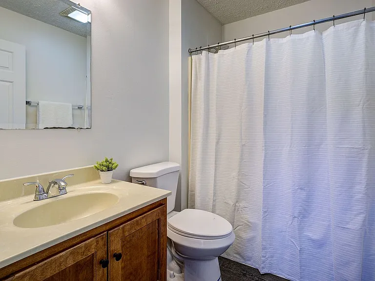 1425 College Heights Rd — Photo 41