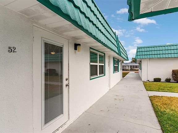 3rd image of 205 Kings Blvd APT 52
