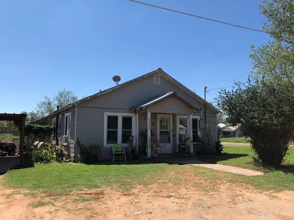 341 W 6th St, Colorado City, TX 79512