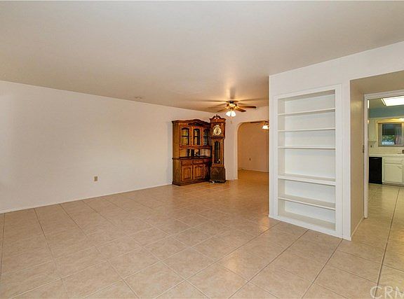 5th image of 28930 Glen Oaks Dr