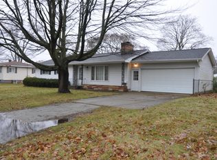 1814 Arbor Ave, Norton Shores, MI 49441