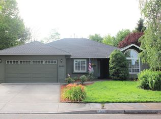 2660 Lawnview Dr, Medford, OR 97504
