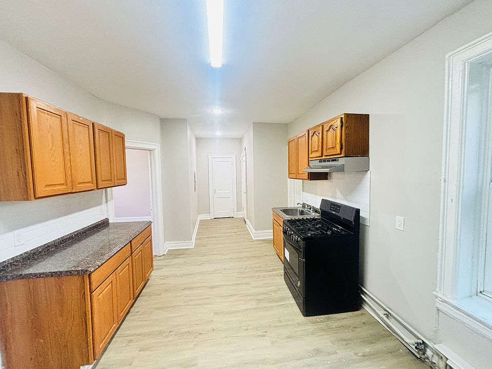 1st image of 233 Fowler Ave #7E
