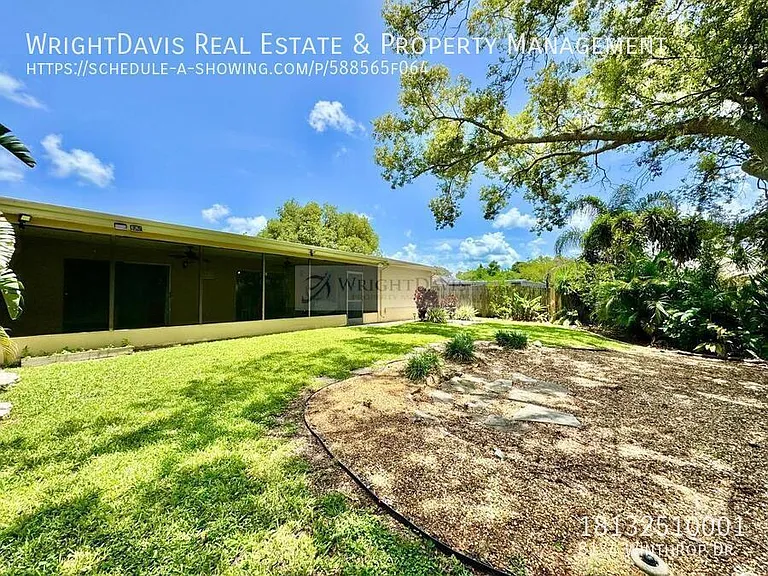 8134 Winthrop Dr — Photo 39