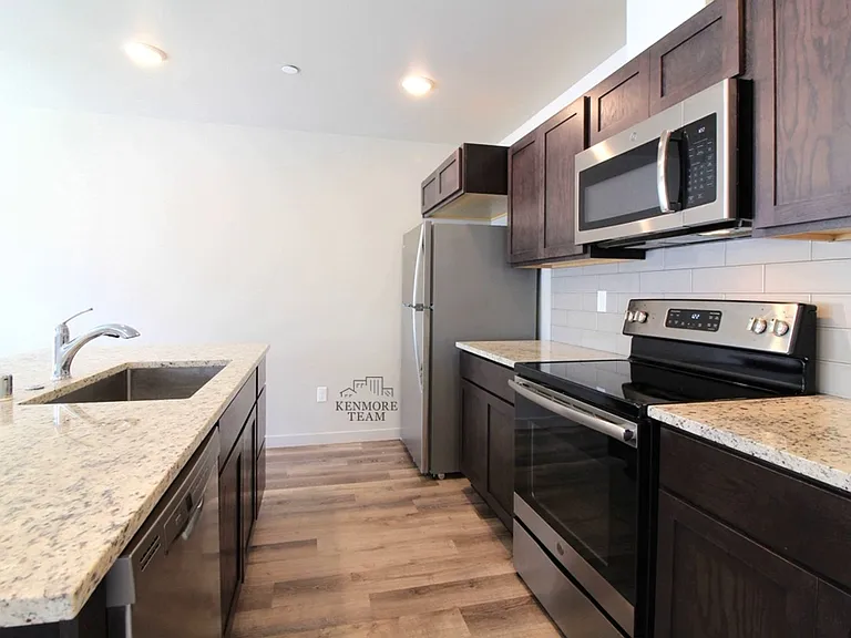9 N Jefferson St #110 — Photo 2