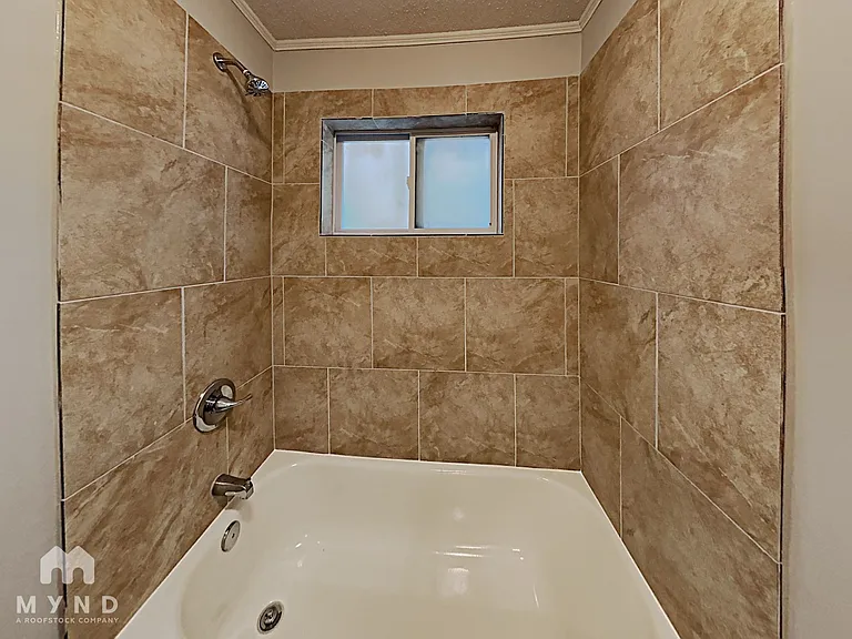 311 E Morrow Ave — Photo 15