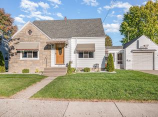 2915 S Garfield Ave, Bay City, MI 48708