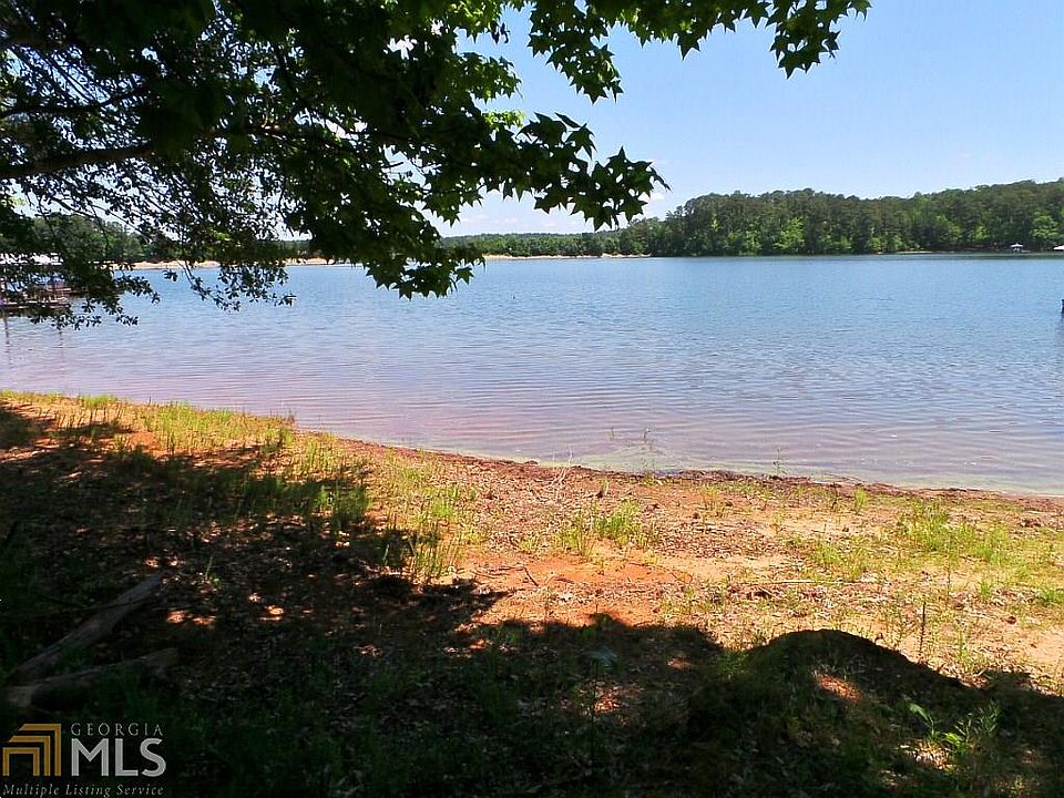1st image of 203 S Pine Cove Dr