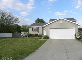 1410 N Nixon Dr, Pontiac, IL 61764