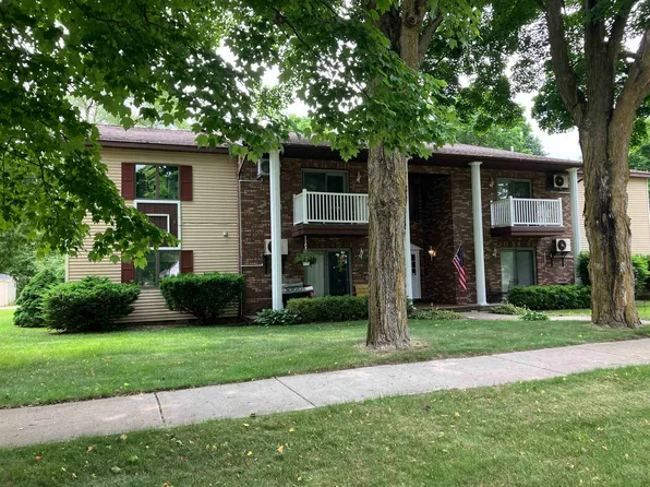 240 N Bowery Ave, Gladwin, MI 48624