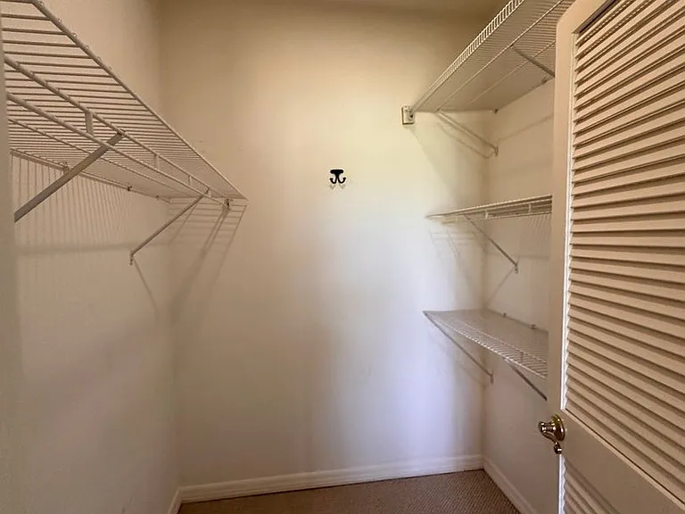 35 Magnolia Dr S — Photo 17