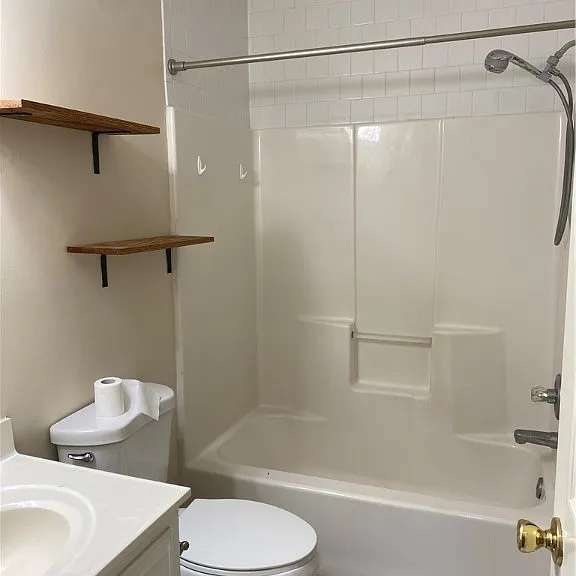 12301 Pomfret Ct — Photo 11