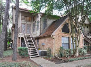 16800 Sugar Pine Dr, Houston, TX 77090