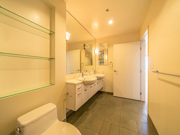 5th image of 575 6th Ave Unit 1405