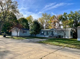 1115 Madison Cir, Urbana, IL