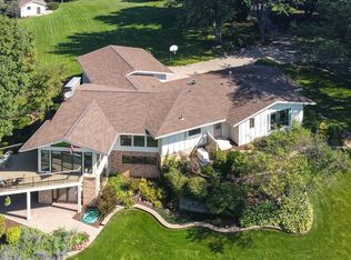 1476 Riverside Rd, Belvidere, IL 61008