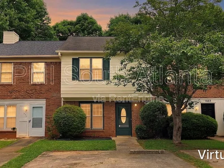1681 Winchester Way SE — Photo 31
