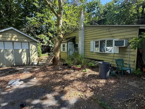 247 Tiller Avenue, Beachwood, NJ 08722