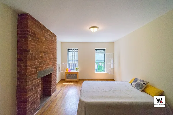 Rented by Warren T Real Estate Corp. | media 26