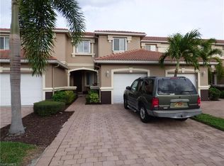 9754 Roundstone Cir, Fort Myers, FL 33967