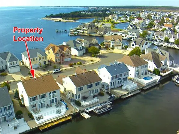 17 Jibsail Dr, Bayville, NJ 08721