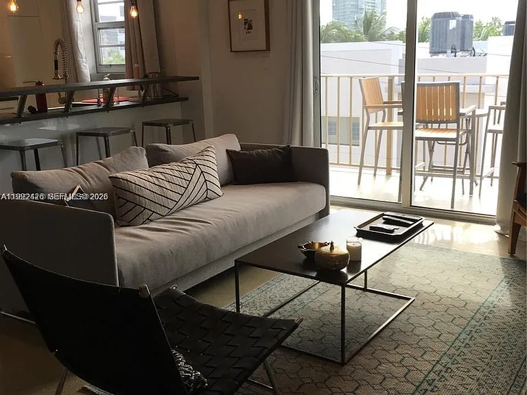 618 Euclid Ave #404 — Photo 18