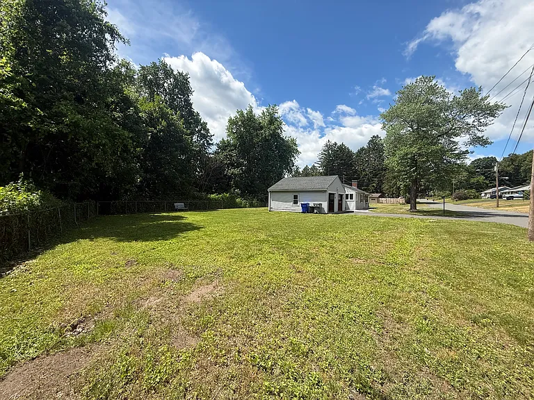 8 Starr Ln — Photo 12