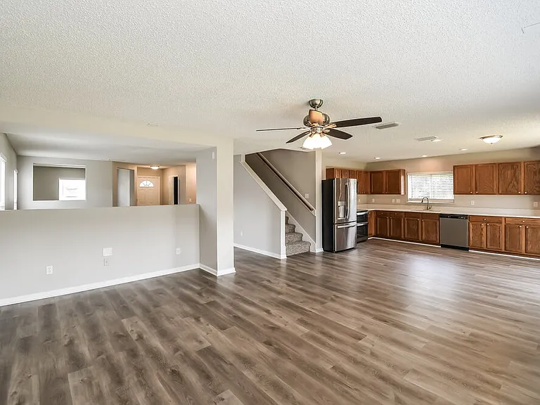 2168 Fresco Dr — Photo 6