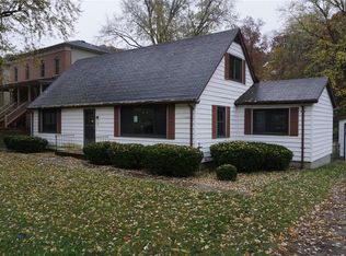 19 Marie Dr, Saint Charles, MO 63301