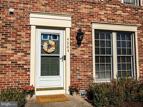 2nd image of 4304 Southfield Dr