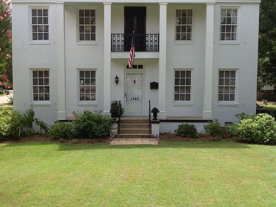 1st image of 1345 Glen Grattan Dr