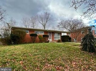 7558 Abbington Dr, Oxon Hill, MD 20745