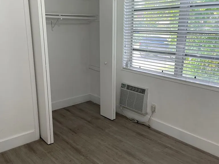 365 Menores Ave — Photo 13