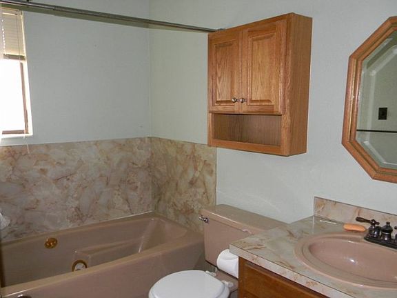 3rd image of 2823 134th Ave NE