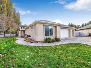 1830 Canyon Park Ct, Twin Falls, ID 83301
