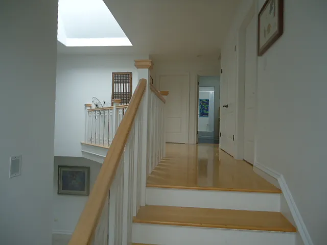 2nd floor landing
