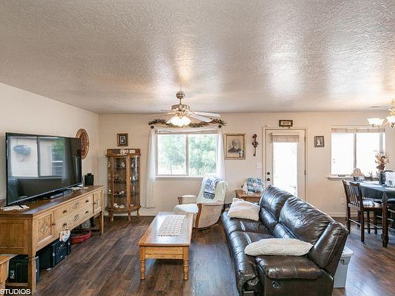 5th image of 2261 S Tonaquint Dr Unit 22